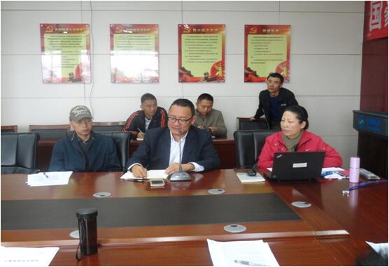 保山移动综合部副总杨涛在培训中宣贯省移动对车辆治理的相关要求事项。。。。。。